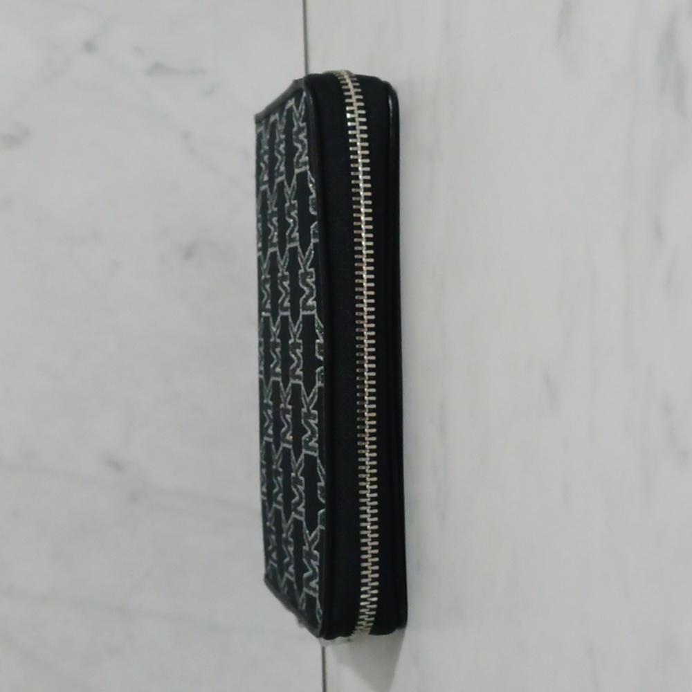 Michael Kors Jet Set Travel Large Flat Wallet, Wristlet & Phone Case - Picture 5 of 6